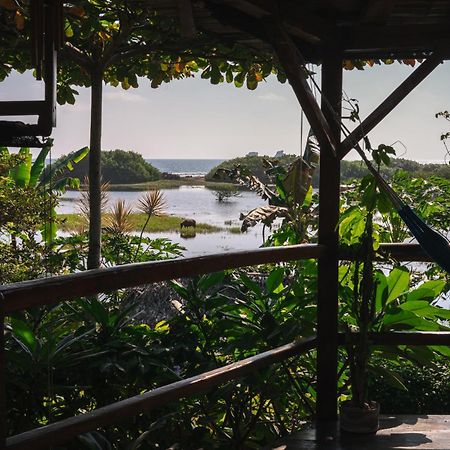 Vistamar Guest House アヤンペ エクステリア 写真