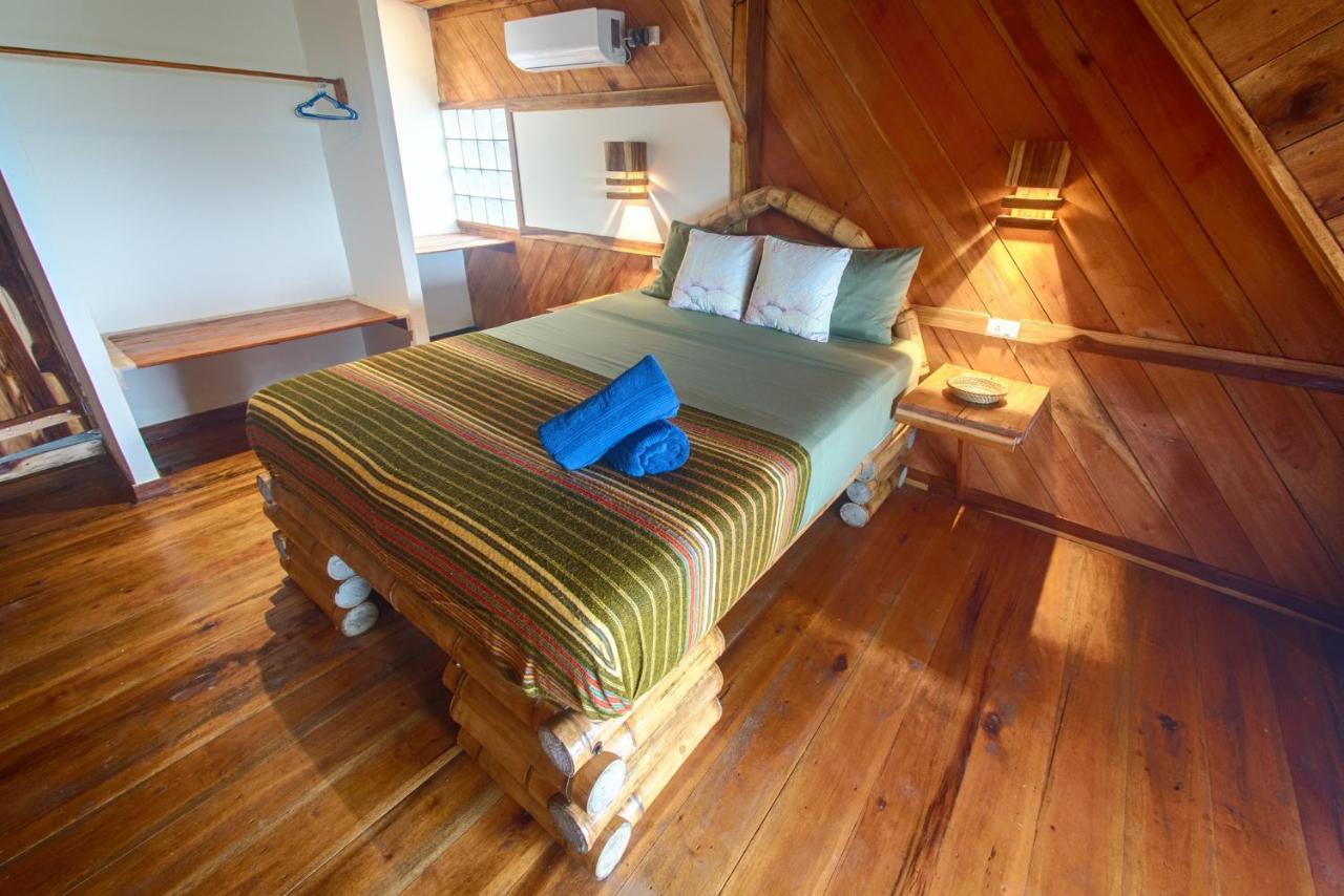 Vistamar Guest House アヤンペ エクステリア 写真