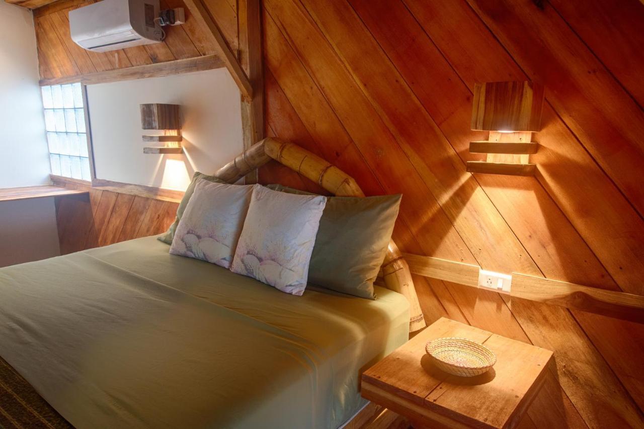 Vistamar Guest House アヤンペ エクステリア 写真