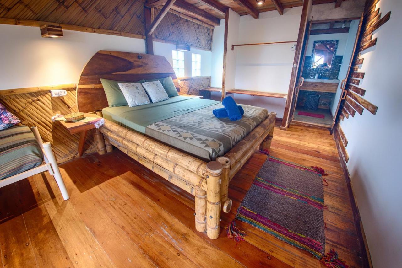 Vistamar Guest House アヤンペ エクステリア 写真