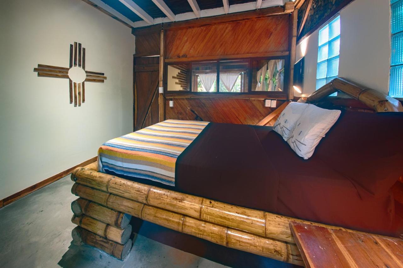 Vistamar Guest House アヤンペ エクステリア 写真