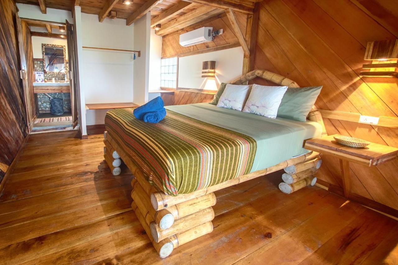 Vistamar Guest House アヤンペ エクステリア 写真