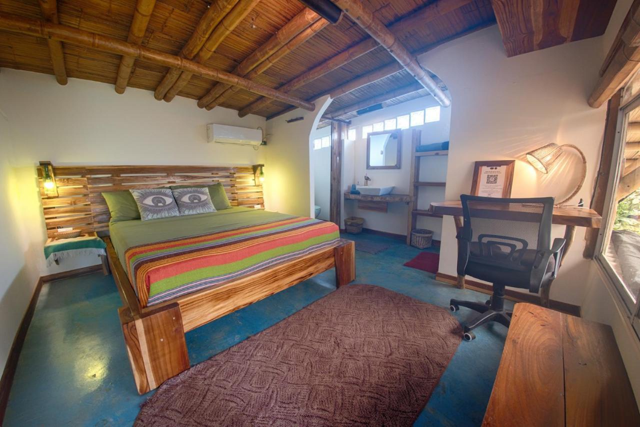 Vistamar Guest House アヤンペ エクステリア 写真