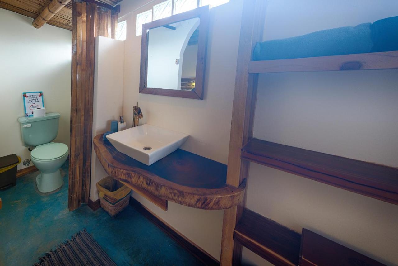 Vistamar Guest House アヤンペ エクステリア 写真
