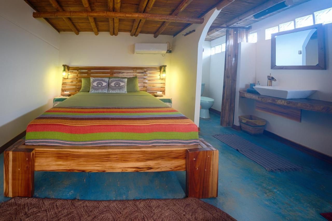 Vistamar Guest House アヤンペ エクステリア 写真