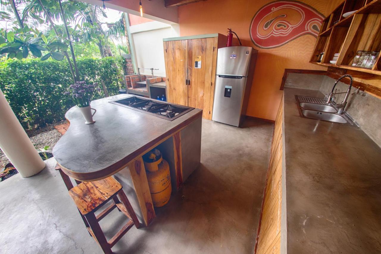 Vistamar Guest House アヤンペ エクステリア 写真
