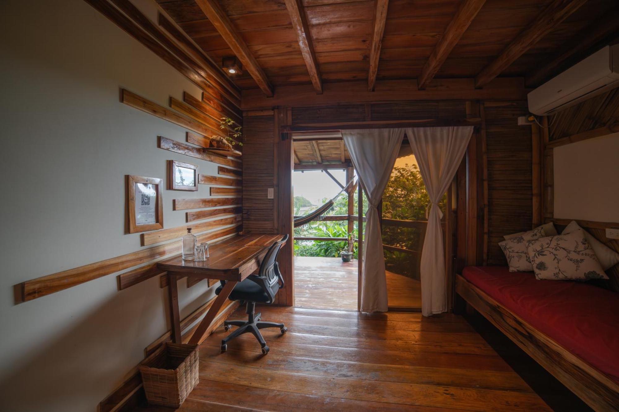 Vistamar Guest House アヤンペ エクステリア 写真