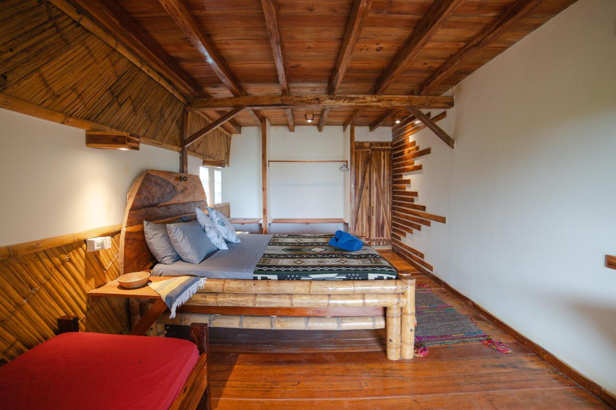 Vistamar Guest House アヤンペ エクステリア 写真